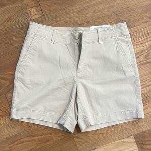 LOFT Women's Tan Shorts